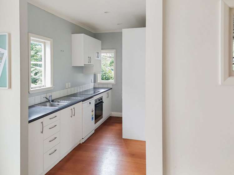 25 Omar Street Khandallah_2