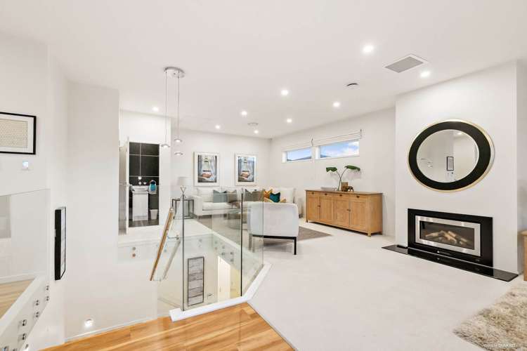 31 Castlebane Drive Flat Bush_12