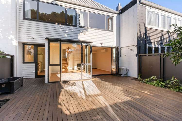 2/2A Seascape Road Remuera_13