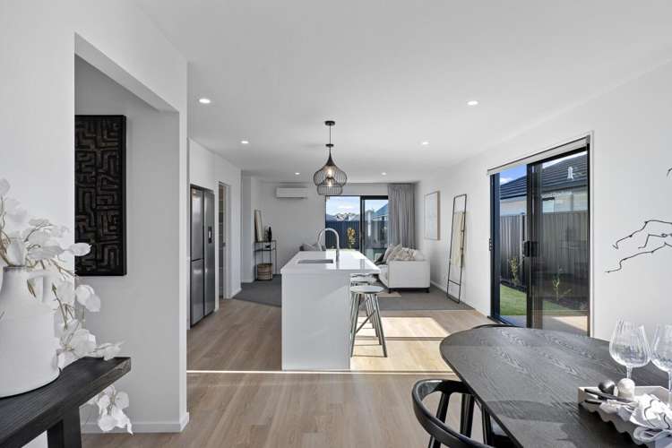 11 McGarry Drive 1467_2