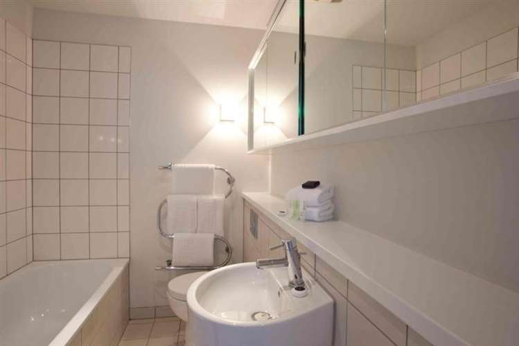 16c/16 Gore Street Auckland Central_3