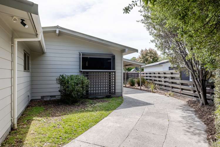 8 Saturn Crescent Milson_30