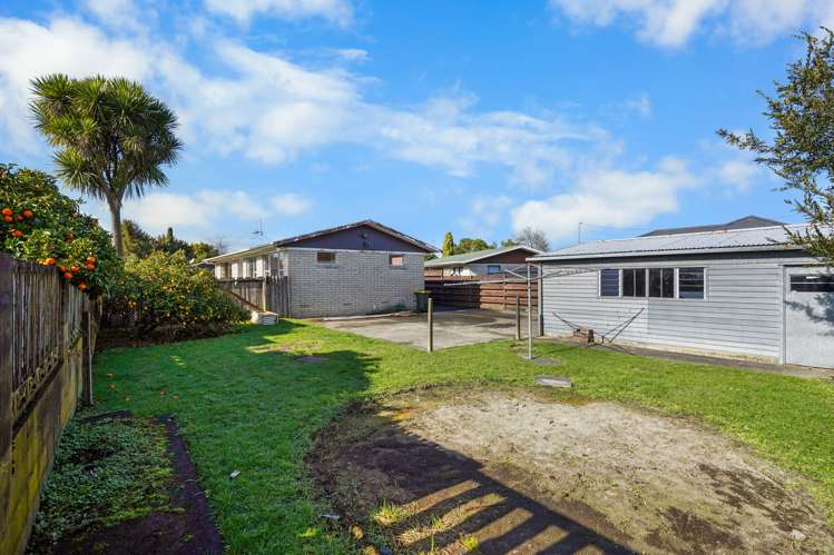 5 Leslie Place Deanwell_10