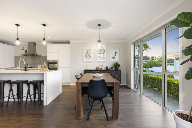 20A Cambridge Road Riverhead_5
