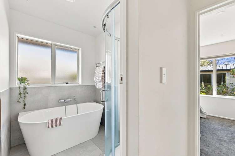 1/33 Trafford Street Harewood_23