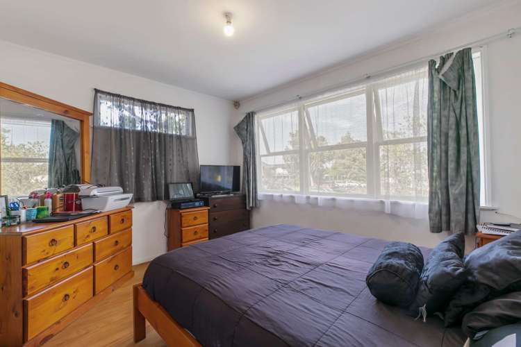 29 Rowandale Avenue Manurewa_11