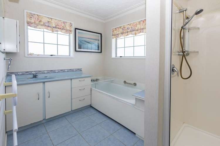 16 Waimokihi Place Somerfield_11