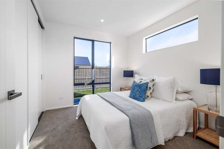 5 Florence Drive Lincoln_18