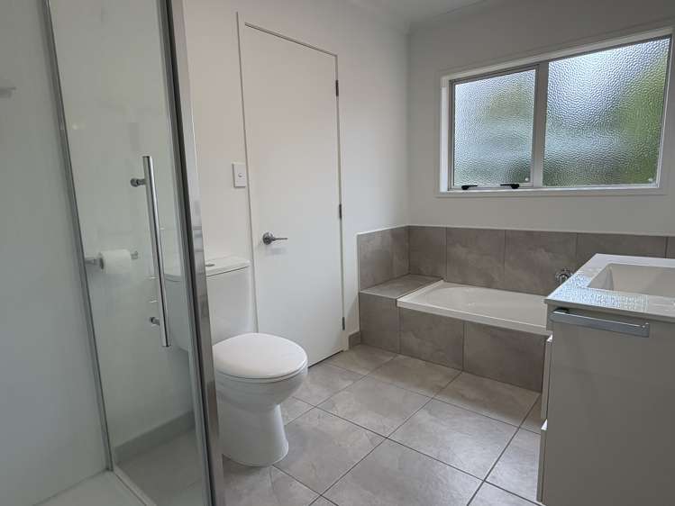 5 Bords Lane Te Kamo_10