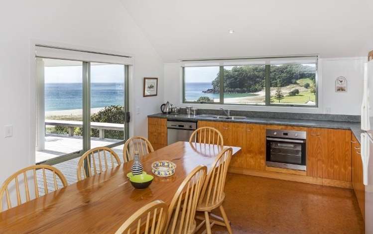 127 Bambury Place Onemana_8