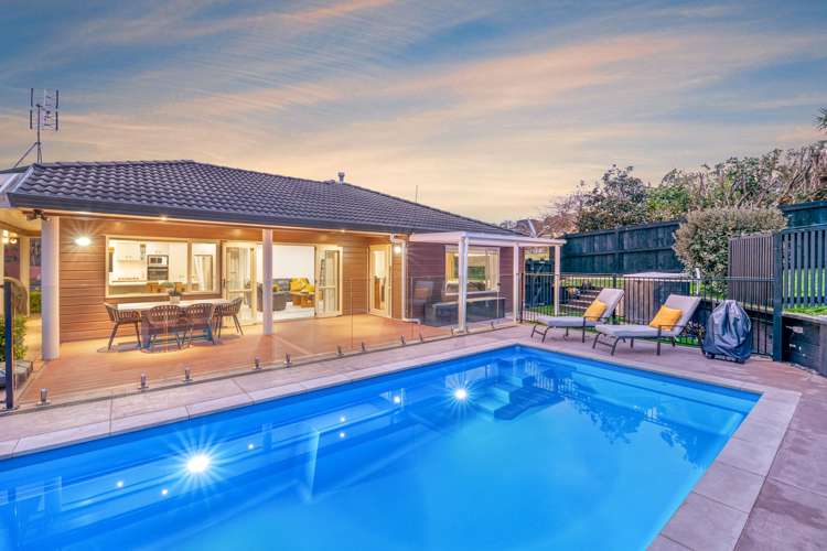 14 Astor Place Orewa_28