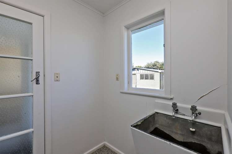 7 Kauri Street Taradale_10