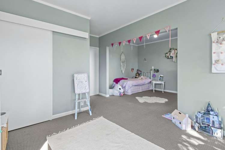 1560 Cambridge Road 11373_17