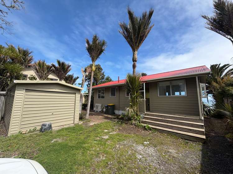 51 Oaia Road Muriwai_8
