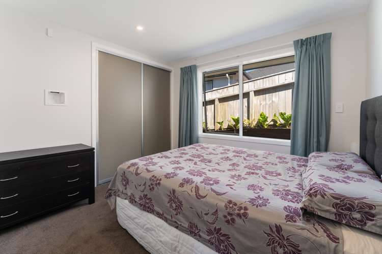 20 Tongariro Drive Aotea_9