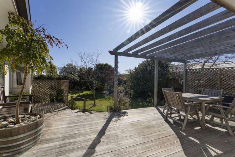 18 Reeves Street Stoke_17