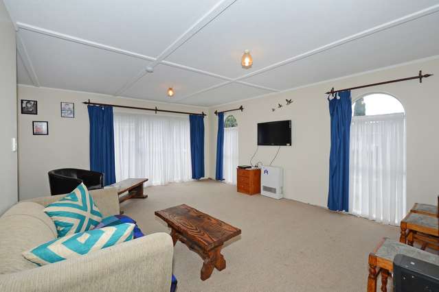 21 Tacoma Drive Totara Park_1