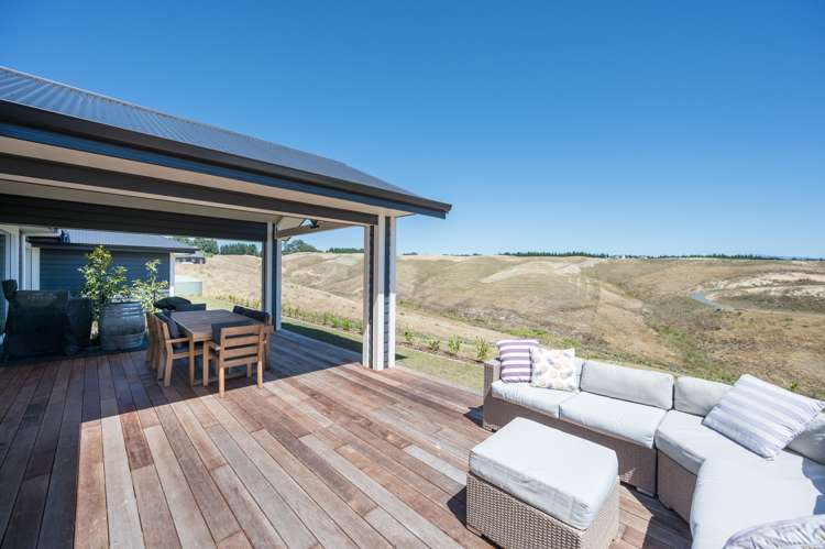 143 Redvale Road Redwood Valley_2