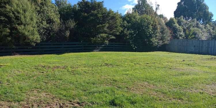 3 Huia Way Featherston_5