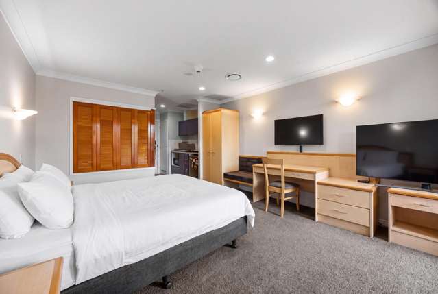 1N/100 Greys Avenue Auckland Central_4