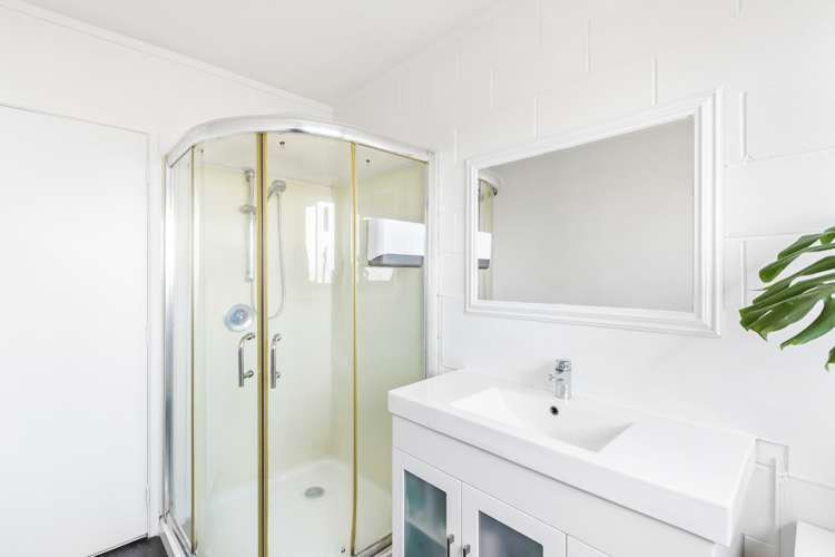 2/45 Monarch Avenue Hillcrest_11