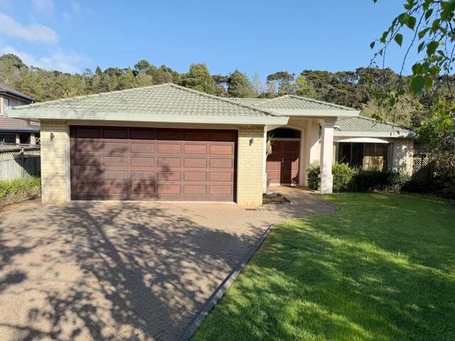 Single Level Family Home in Albany