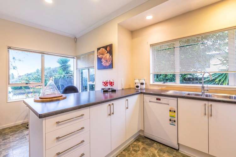 2 Jackson Place Pukekohe_11