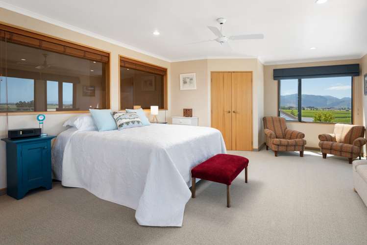 10 Ridgetop Rise Fairhall_14