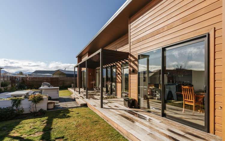 31 Finch Street Albert Town_1