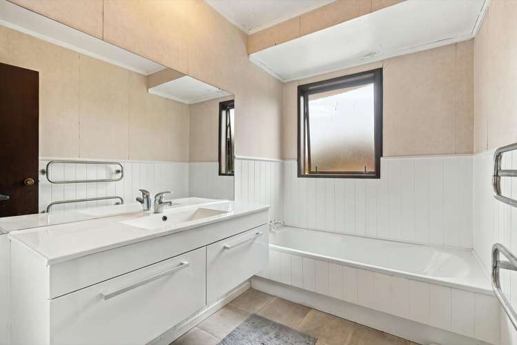 30 Jillteresa Crescent Half Moon Bay_16