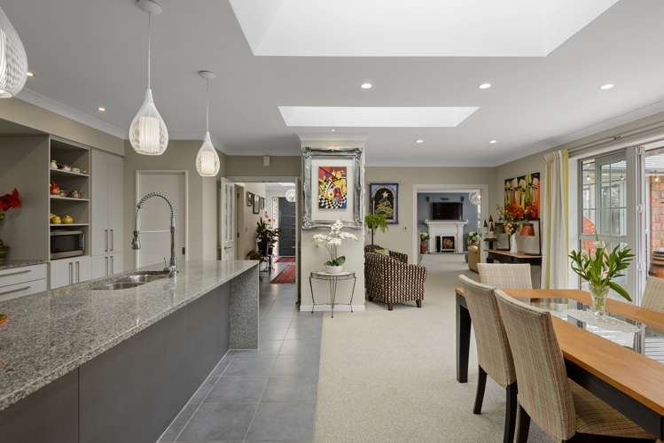 264 Southfield Drive Lincoln_5