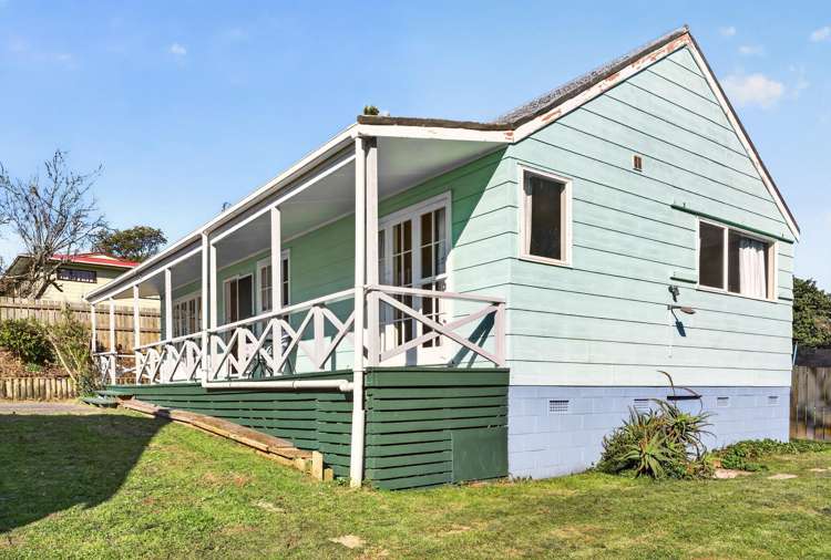 2/35A Woodglen Road Glen Eden_18