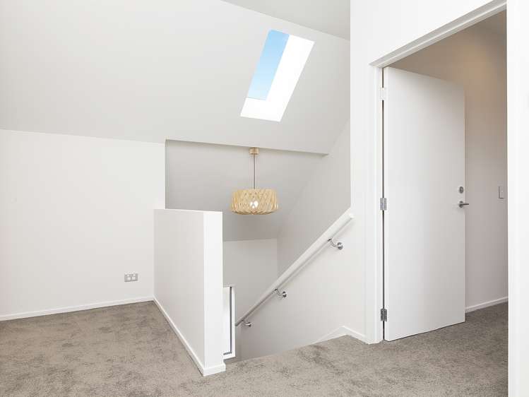 21 Buxton Street Point Chevalier_15