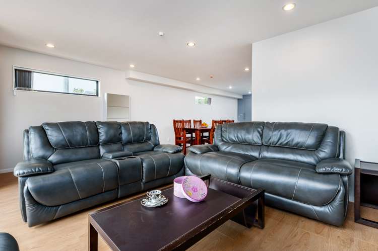 6/75 Tamahere Drive Glenfield_3