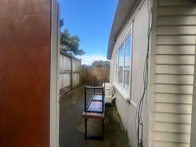 2/9 Stewart Place Otara_4