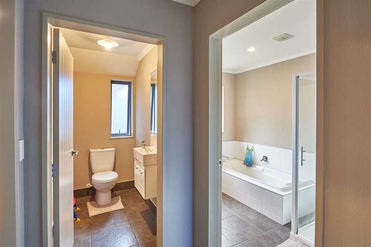 170 Pacific Drive Fitzherbert_13