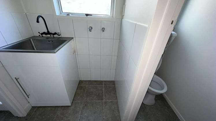 10 Hill Road Hill Park_9