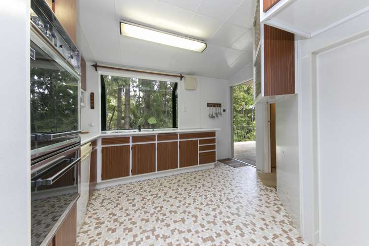 27 Ngaio Road Titirangi_8