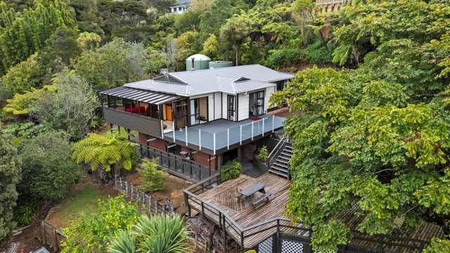 274 Forest Hill Road Waiatarua_2