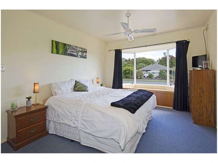 33 Rochfort Drive Richmond_12