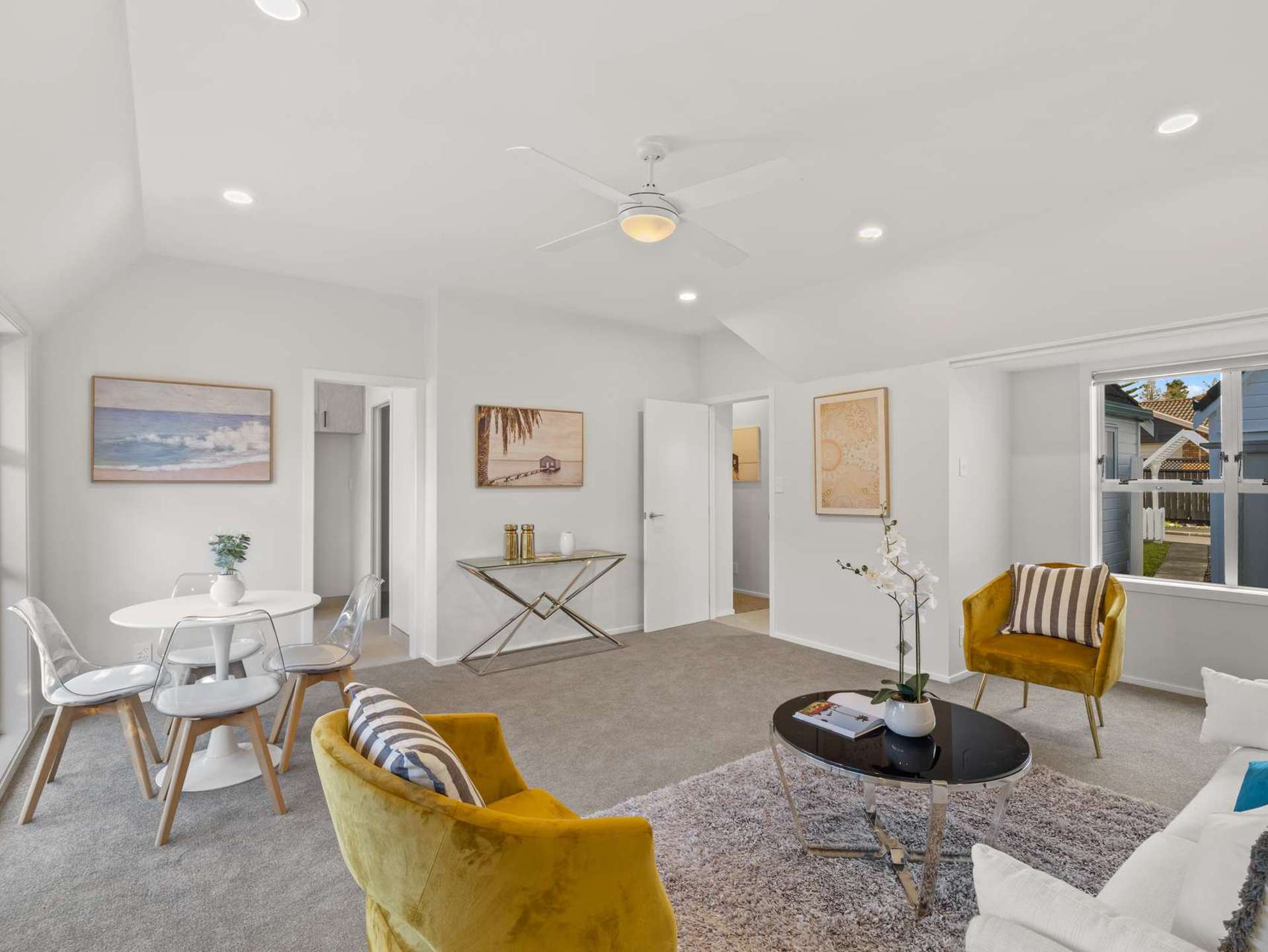 6/1 Woodbridge Lane Milford North Shore City Houses for Sale