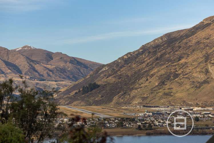 19 Stone Ridge Place Queenstown Hill_20