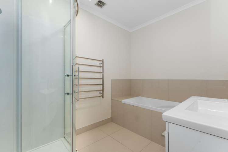 15 Resolution Drive Whitby_10