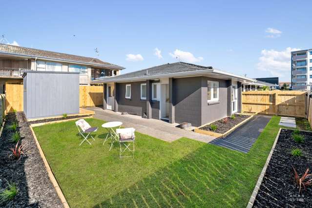 Renovated 2-Bedroom Unit with Carpark & Yard