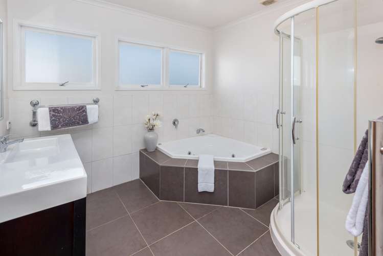 9 Advene Road Cockle Bay_14