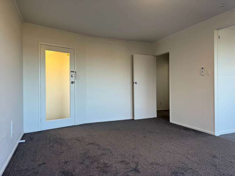 2/370 Triangle Road Henderson_6