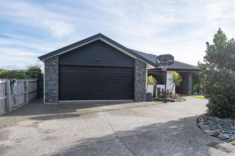 20 Pine Crest Drive Richmond_20