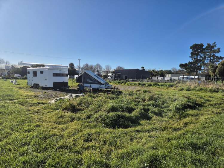 6 Makikihi Beach Road_1