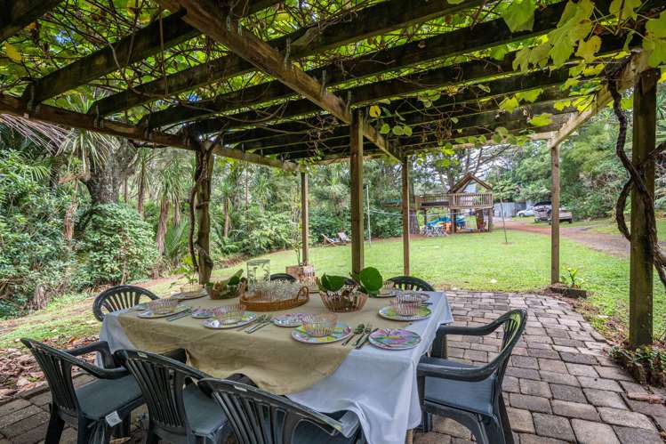 1196 Huia Road Huia_13