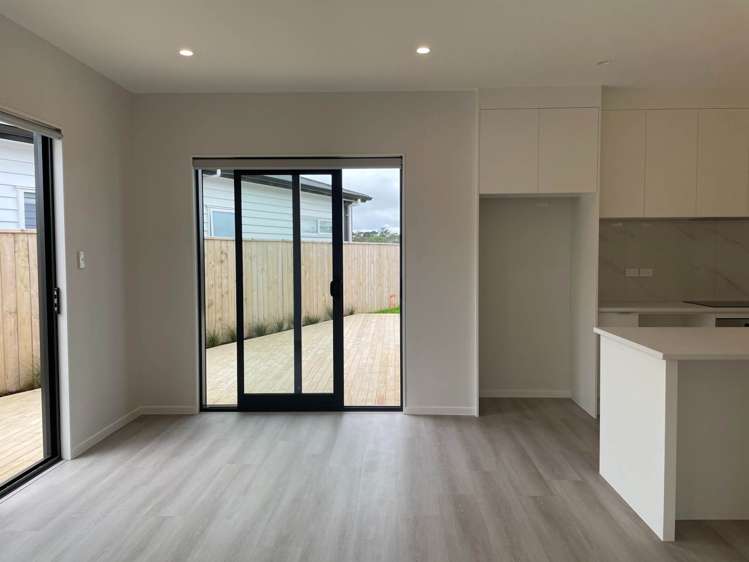 8 Hicks Road Wainui_3